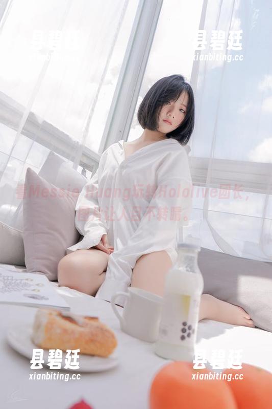 看Messie Huang玩转Hololive团长，图片让人目不转睛。